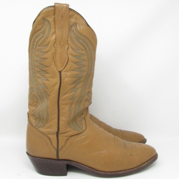 j chisholm boots company